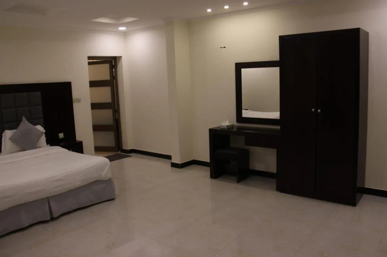 Baland Hotel Suites Dammam Apartment